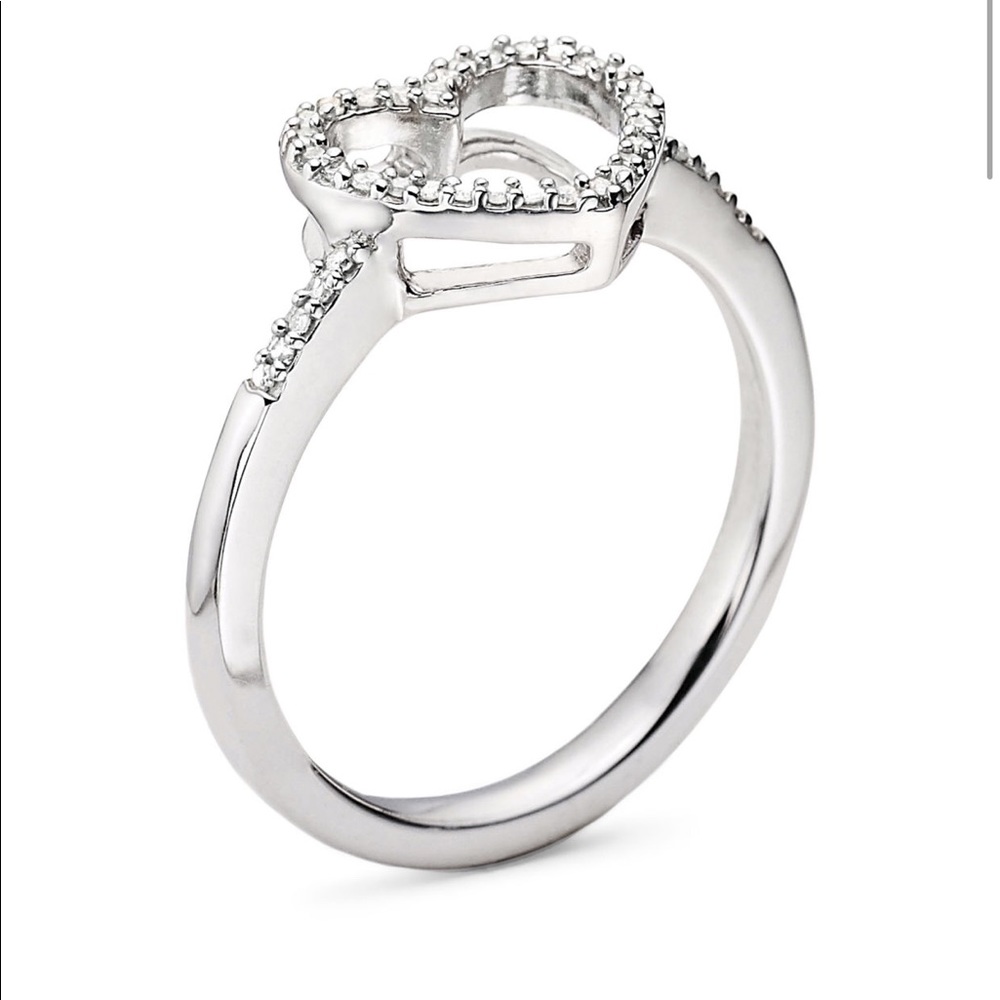 💎 Heart Diamond Ring - Picture 2 of 7